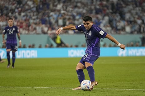 Poland v Argentina: World Cup 2022 – live | World Cup 2022 12 Marcos Acuna fires just wide. The pressure is building on Poland.