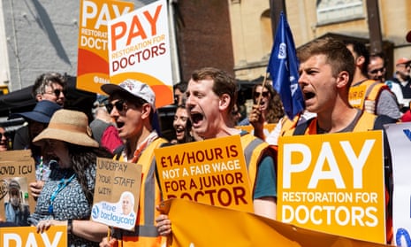 Junior doctors on strike in Oxford last week