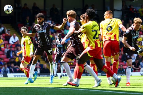 Ellis Simms heads home to give Coventry City the lead at Watford.