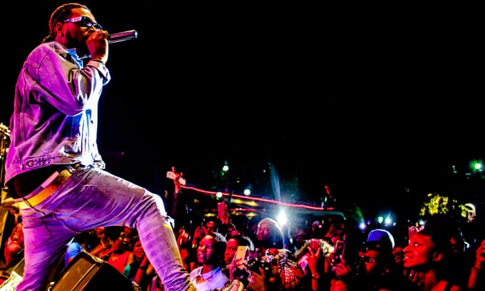 Uncool to use English: the rise of 'dialectical' rap