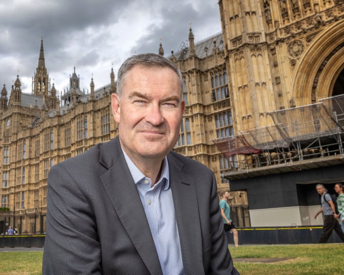 Gauke Warns Conservatives of Electoral Risks