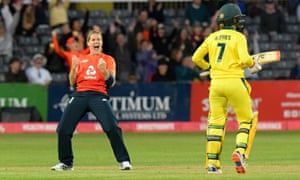 Women S Ashes England Beat Australia By 17 Runs In Third T20 As It Happened Sport The Guardian