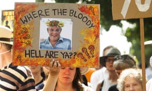 Climate protesters at Kirribilli House