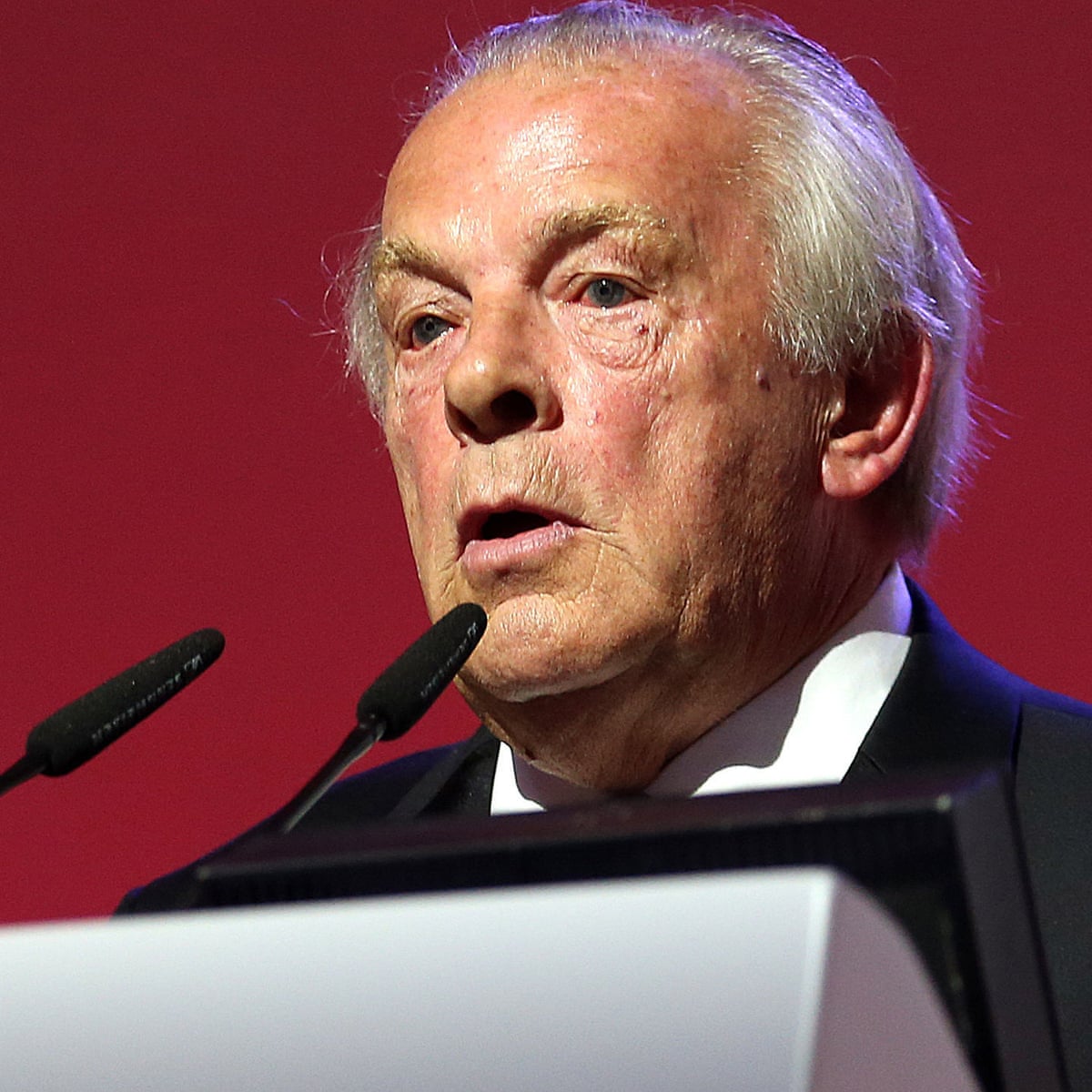 Pfa S Gordon Taylor Not Cutting Salary But Donates 500 000 To Nhs And Charity Pfa The Guardian