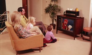 Uk Living Rooms Have Shrunk By A Third Survey Finds