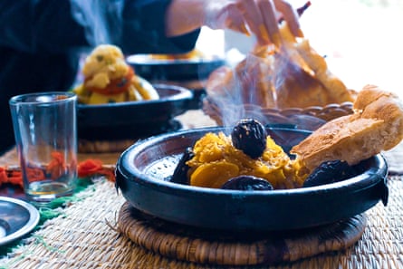 Moroccan tagine with prunes