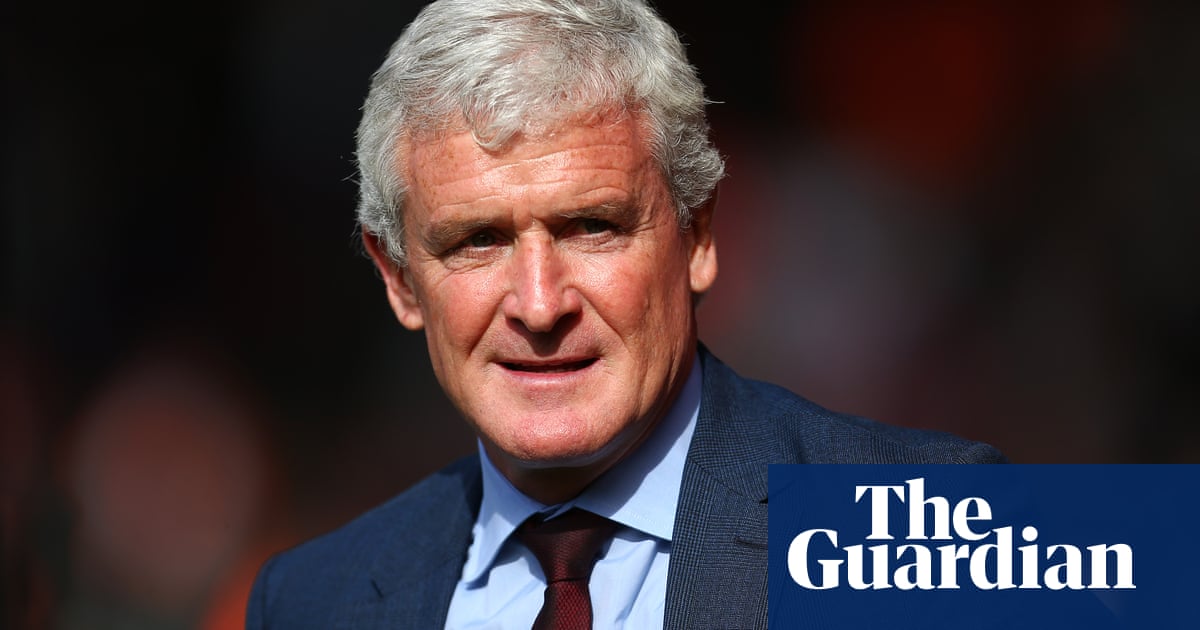 Mark Hughes makes shock return to management at League Two Bradford