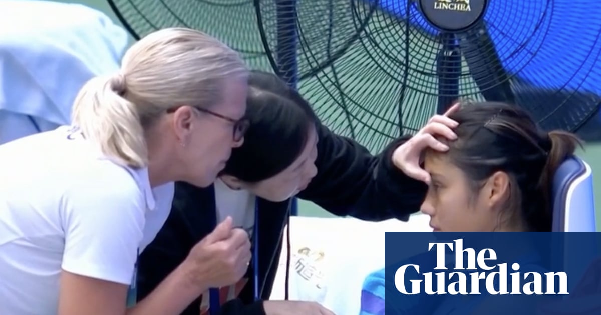 ‘You want a player to die?’ Heat is on tennis after players wilt in extreme conditions