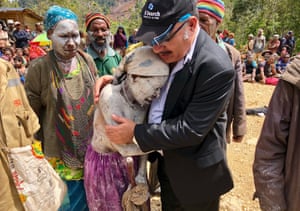 Tari, Papua New Guinea. The country’s prime minister, Peter O’Neill, comforts a villager in a Hela province where an earthquake has killed more than 100 people
