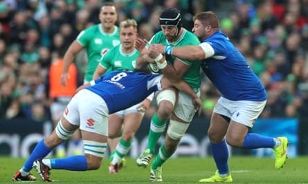 Caelan Doris carries the ball against Italy