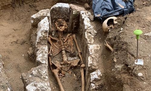 Huge Cat Found Etched Into Desert Among Nazca Lines In Peru World News The Guardian