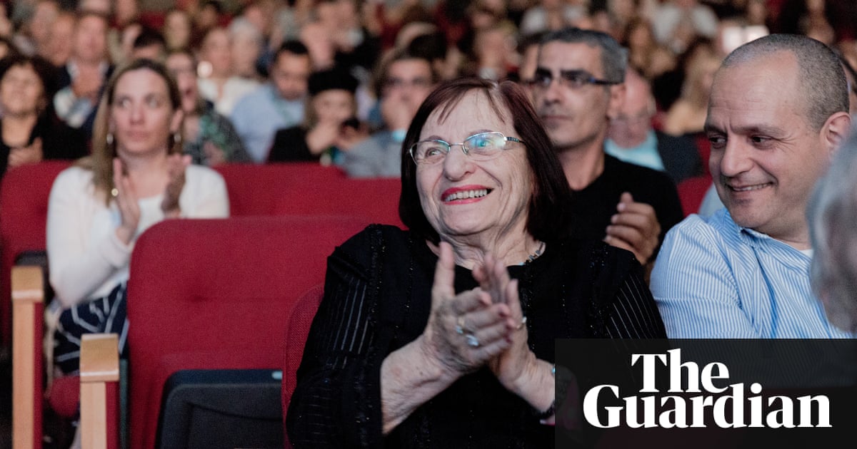 Holocaust survivor, 85, sings at concert of music from the camps