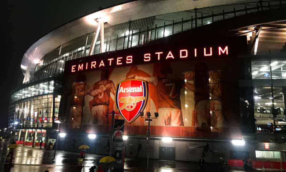 Areenal’s Emirates stadium at night