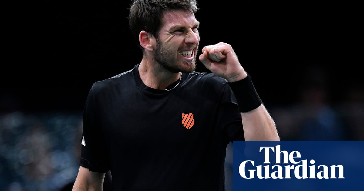 Cameron Norrie cruises to victory over Federico Delbonis at Paris Masters