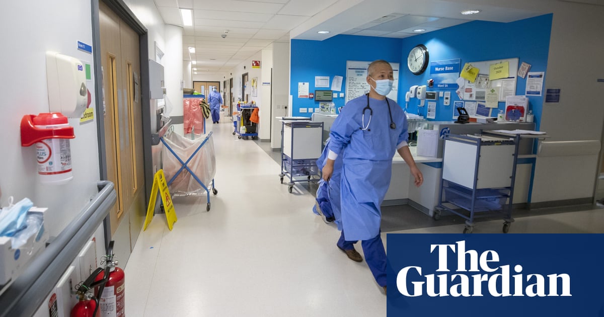 Cancer patients face ‘perfect storm’ as Covid piles pressure on NHS