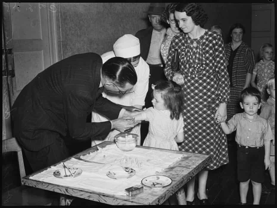 Vaccination contre la diphtérie, 25 mars 1940.