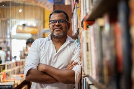 Javier Ortiz Cassiani, 54 years old, is a historian, university professor, writer, and columnist