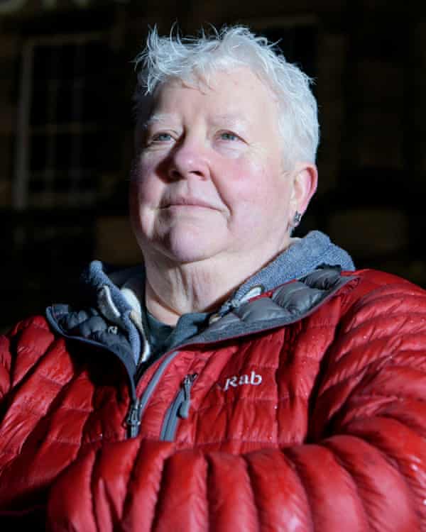 Val McDermid has ended her Raith Rovers shirt sponsorship after the club signed David Goodwillie.