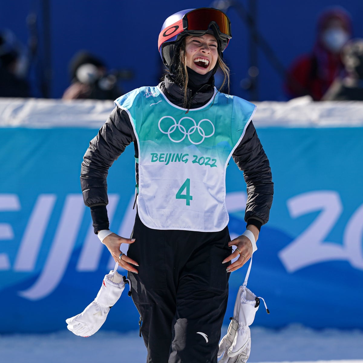 why is eileen gu skiing for china