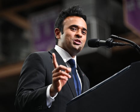 Vivek Ramaswamy speaks into a microphone
