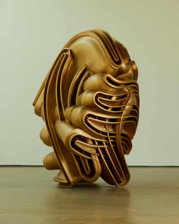 Migrant, by Tony Cragg.
