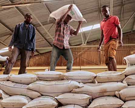 Malawi receives Russian fertiliser in 2023.