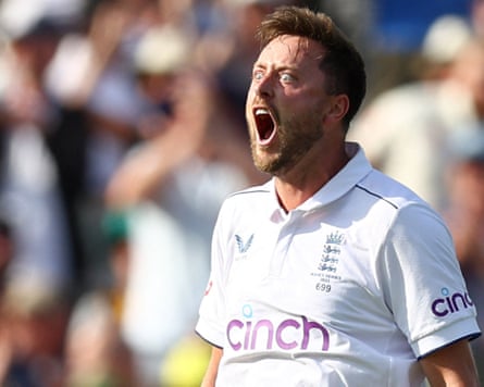 Ollie Robinson roars successful delight aft seeing disconnected David Warner astatine Edgbaston successful June 2023.