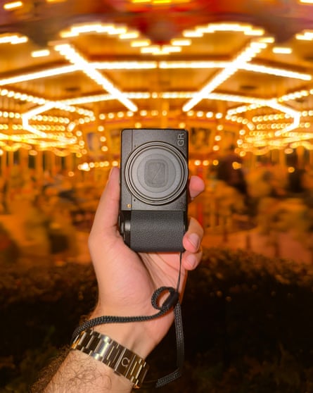 Your phone is ruining your vacation. These tools will help you escape its lure and be more present
