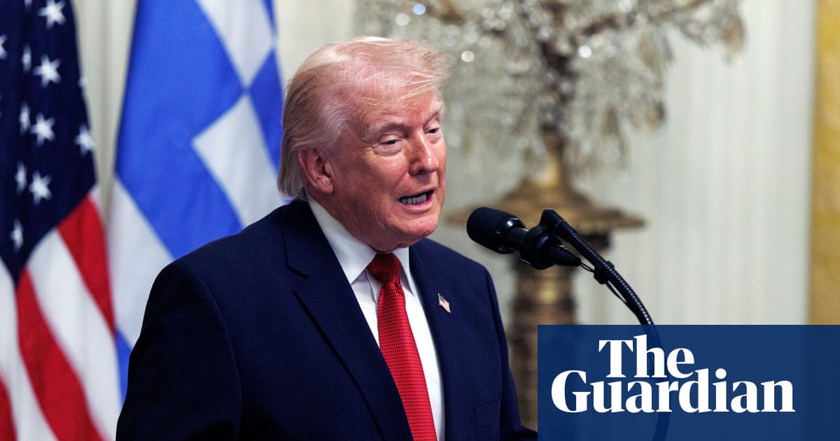 Trump to sign order for DHS to pay TSA agents ‘immediately’ amid funding standoff