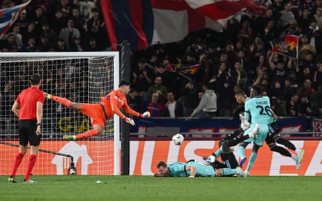 Ezri Konsa scores for Villa.