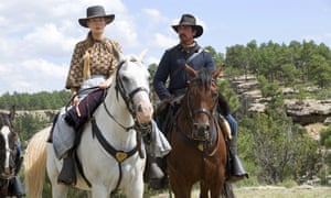 Rosamund Pike and Christian Bale in Hostiles.