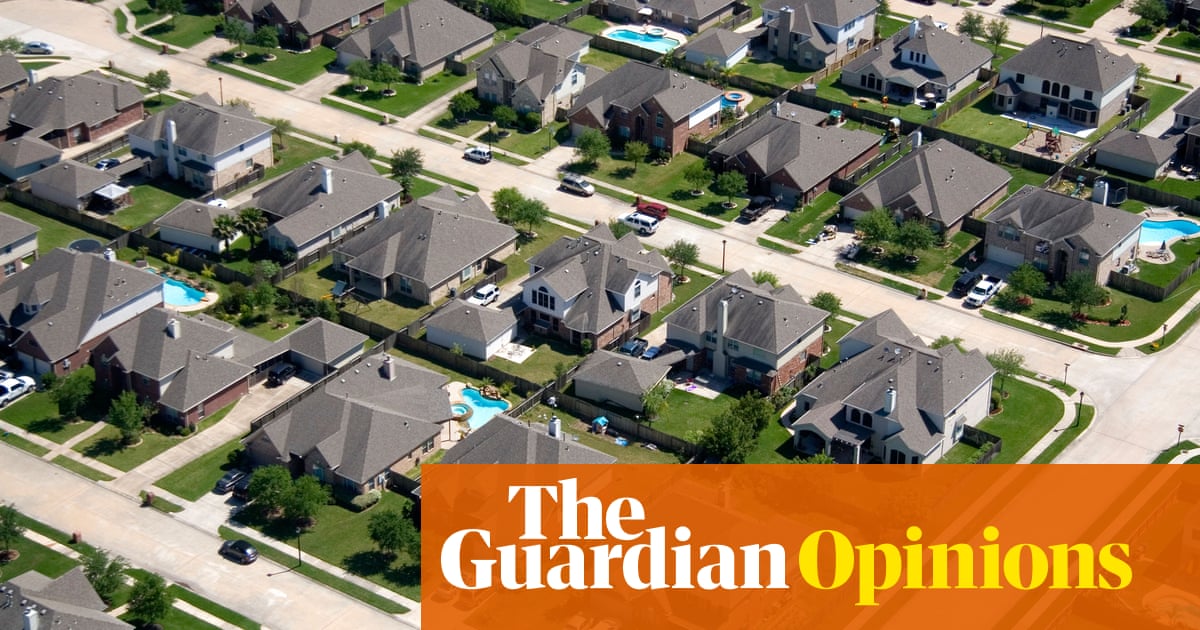 Note To Democrats Stop Chasing Centrist Suburban Voters Robert Kuttner Opinion The Guardian
