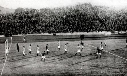Manchester United play Queens Park Rangers in August 1908 at Stamford Bridge for the first-ever Charity Shield. After drawing the first match 1-1, United won this replay, in front of a vastly improved crowd, 4-0.