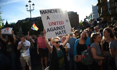 Télécharger gratuitement Images Britishthreatlevels Hashtag Delivers Stoical Humour In The Face Of le plus cool par