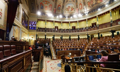 Spanish government sees off no-confidence vote by far-right party