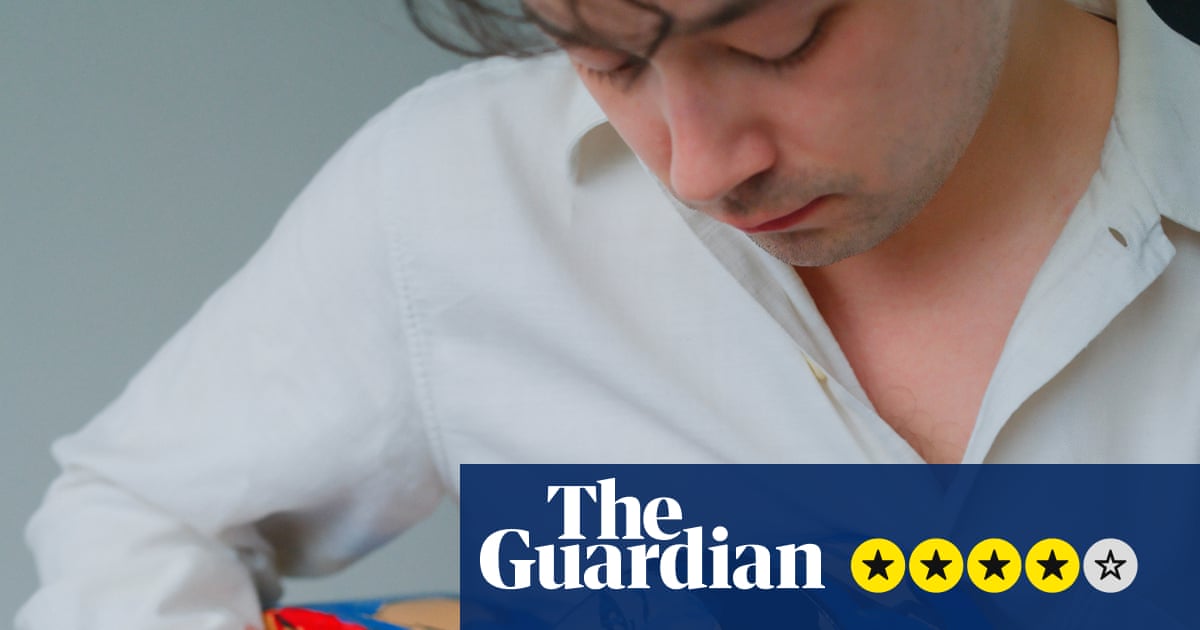 Sean Shibe: Vesper review – ever imaginative guitar virtuouso brings mind-expanding flights of fancy