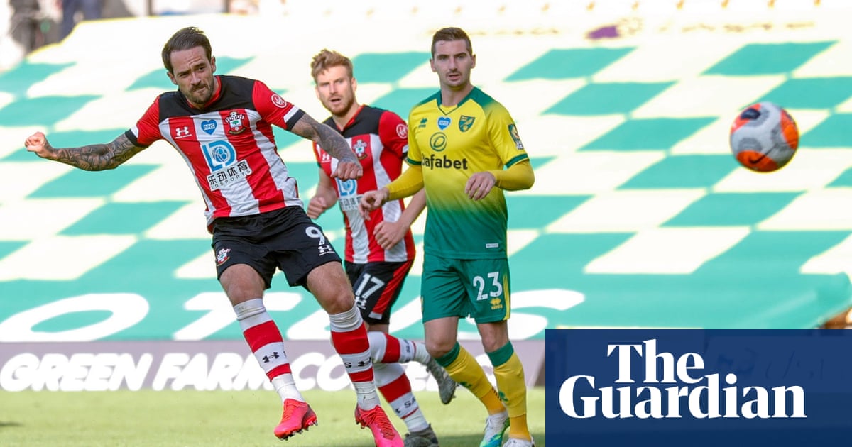 Southampton S Danny Ings Eases Back Into Groove By Sinking Feeble Norwich Premier League The Guardian