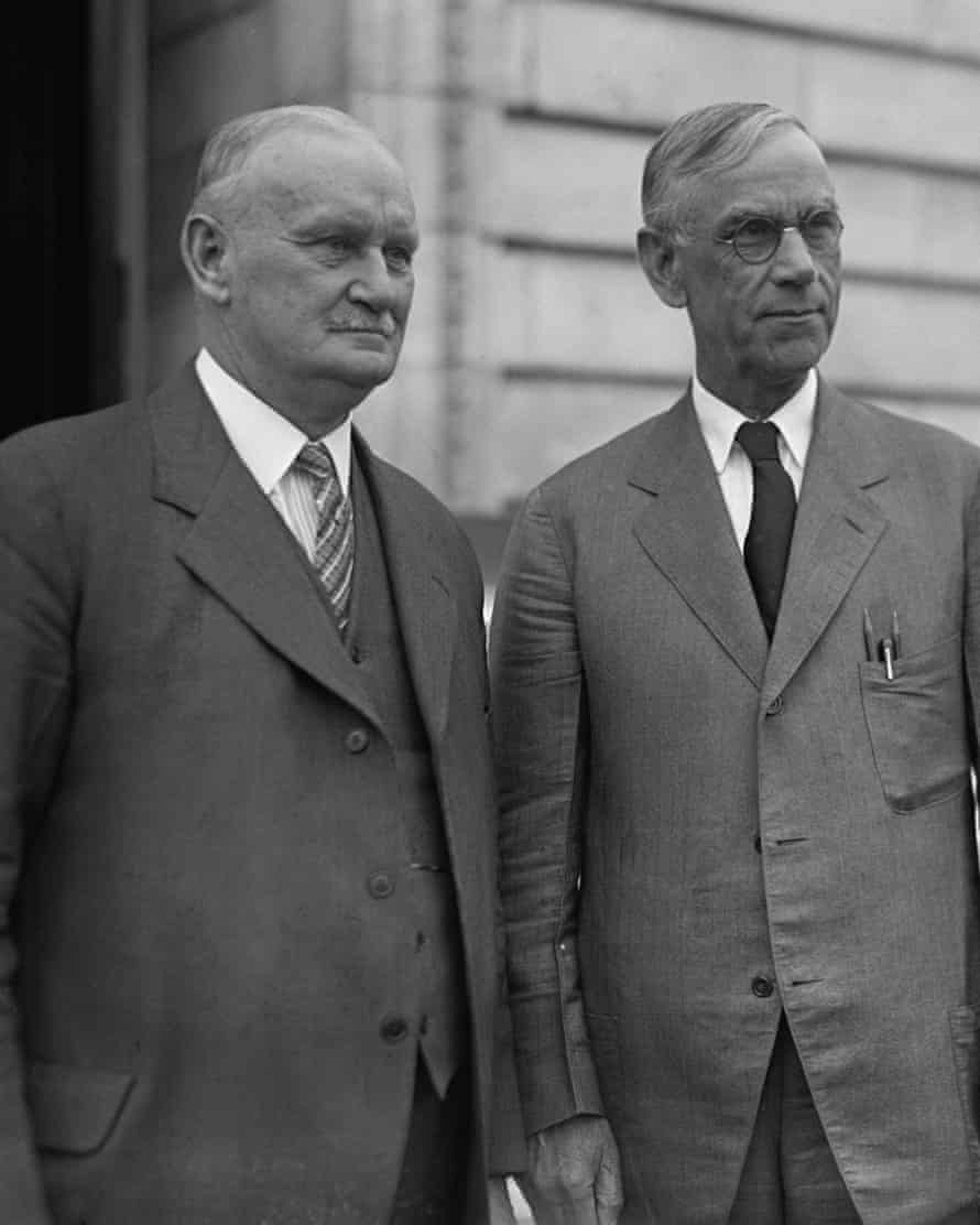 Willis Hawley (left) and Reed Smoot, co-sponsors of the Smoot-Hawley Tarrif Act of 1930