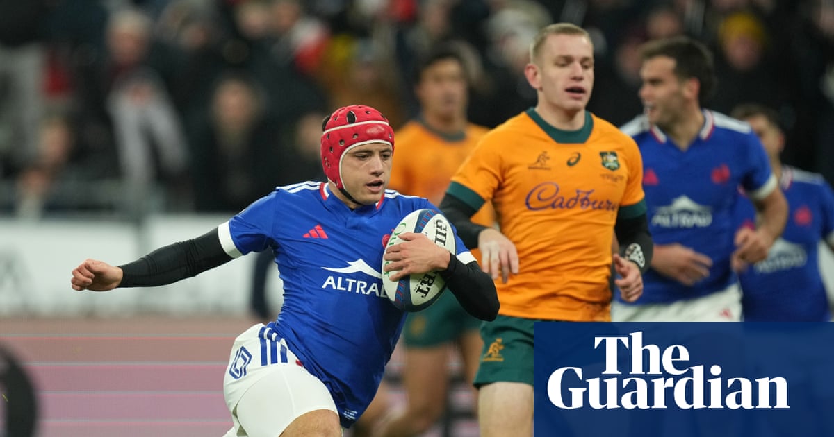 France triumph in topsy-turvy match to leave Australia winless on autumn tour