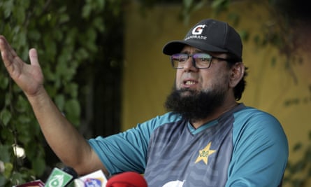 L'entraîneur-chef du Pakistan Saqlain Mushtaq