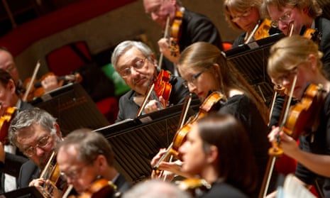 Waves steadily accumulate … the City of Birmingham Symphony Orchestra.