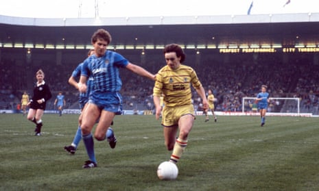 chelseas yellow away kit from 1984