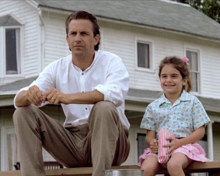 Kevin Costner (left) stars in Field of Dreams.