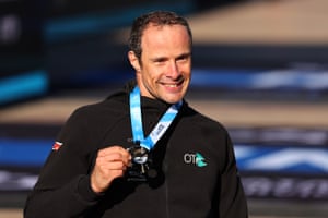 Marcel Hug with his medal