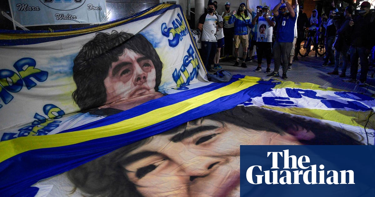 Diego Maradona in recovery after successful brain surgery, doctor says