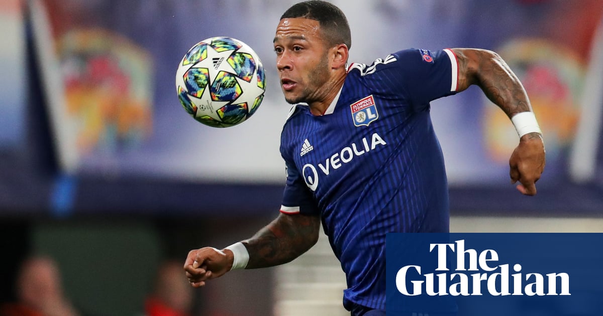 The Enigma Of Memphis Depay A Man Who Dares You To Misunderstand Him Football The Guardian