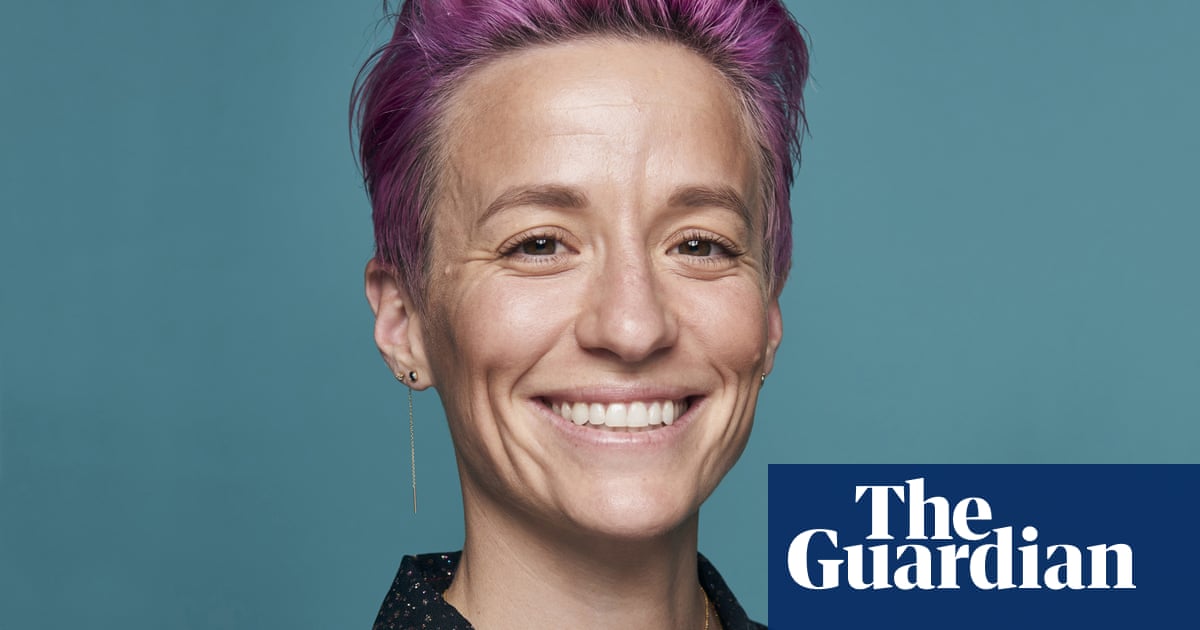 Megan Rapinoe Everybody Has A Responsibility To Make The World A Better Place Football The Guardian