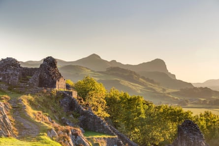 Sunset over Castell y Bere and Craig yr Aderyn Birds Rock Snowdonia National Park