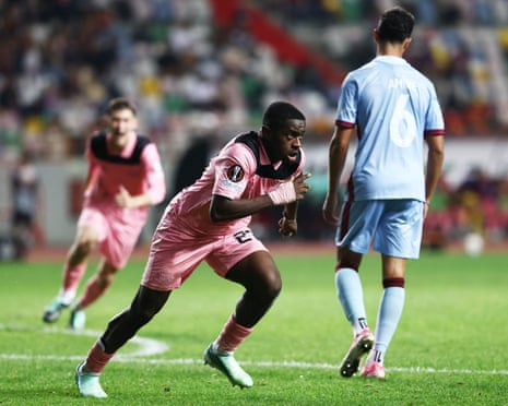 Noah Sadiki races away after his stoppage-time goal put Sunderland ahead