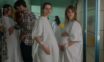 From here to maternity … Milena Smit and Penélope Cruz in Parallel Mothers.